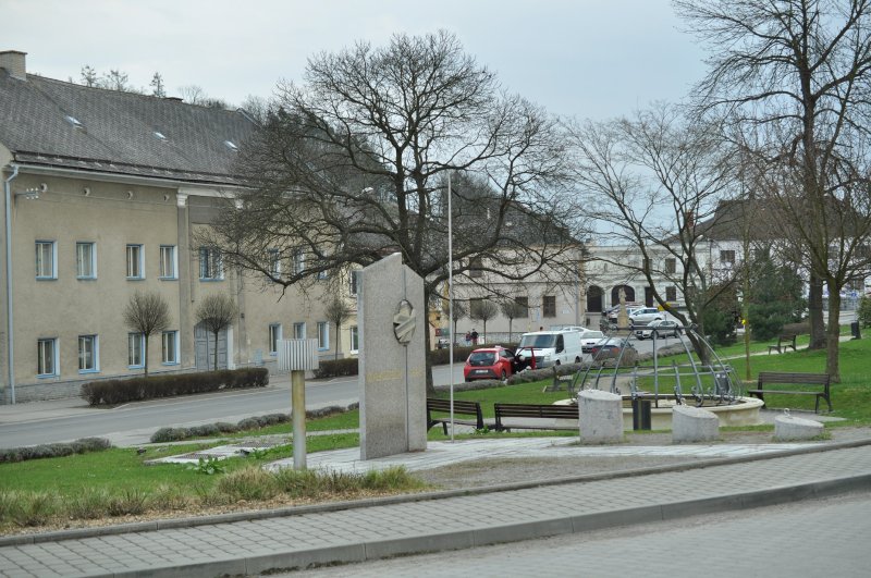namesti